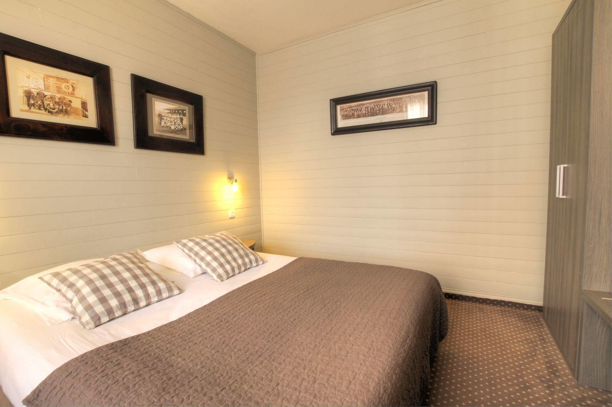 Hotel-Spa-Piscine Le Petit Castel Beuzeville-Honfleur Kültér fotó